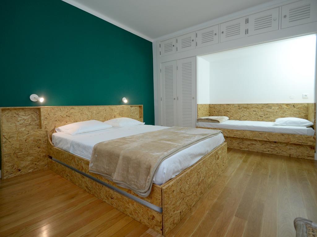 Guimaraesliving - Hostel & Adventure Phòng bức ảnh